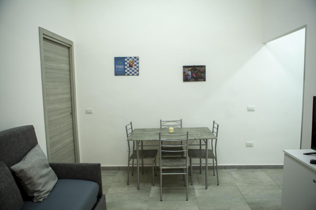 Apartament Na' Stanza In Piazza Neapol Zewnętrze zdjęcie