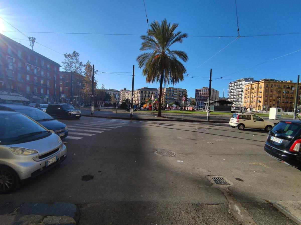 Apartament Na' Stanza In Piazza Neapol Zewnętrze zdjęcie
