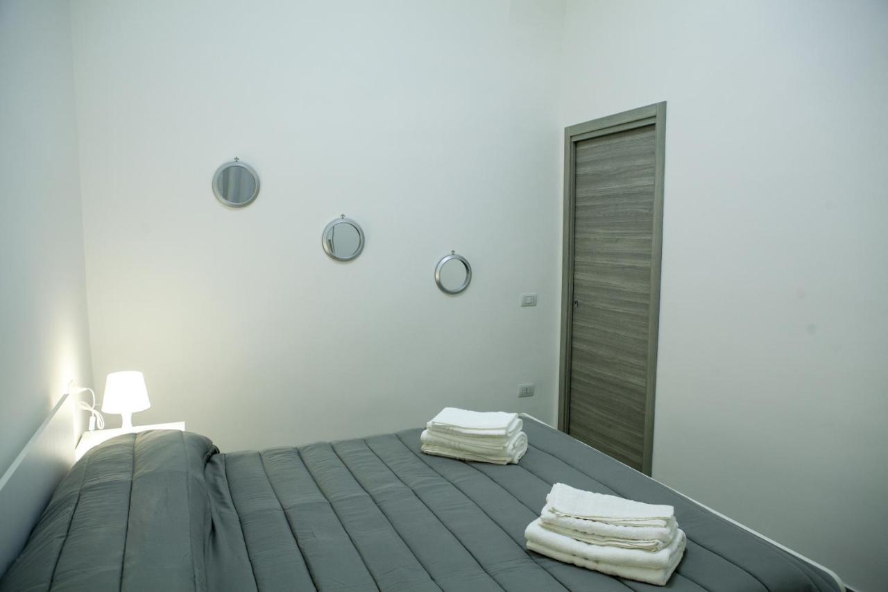 Apartament Na' Stanza In Piazza Neapol Zewnętrze zdjęcie