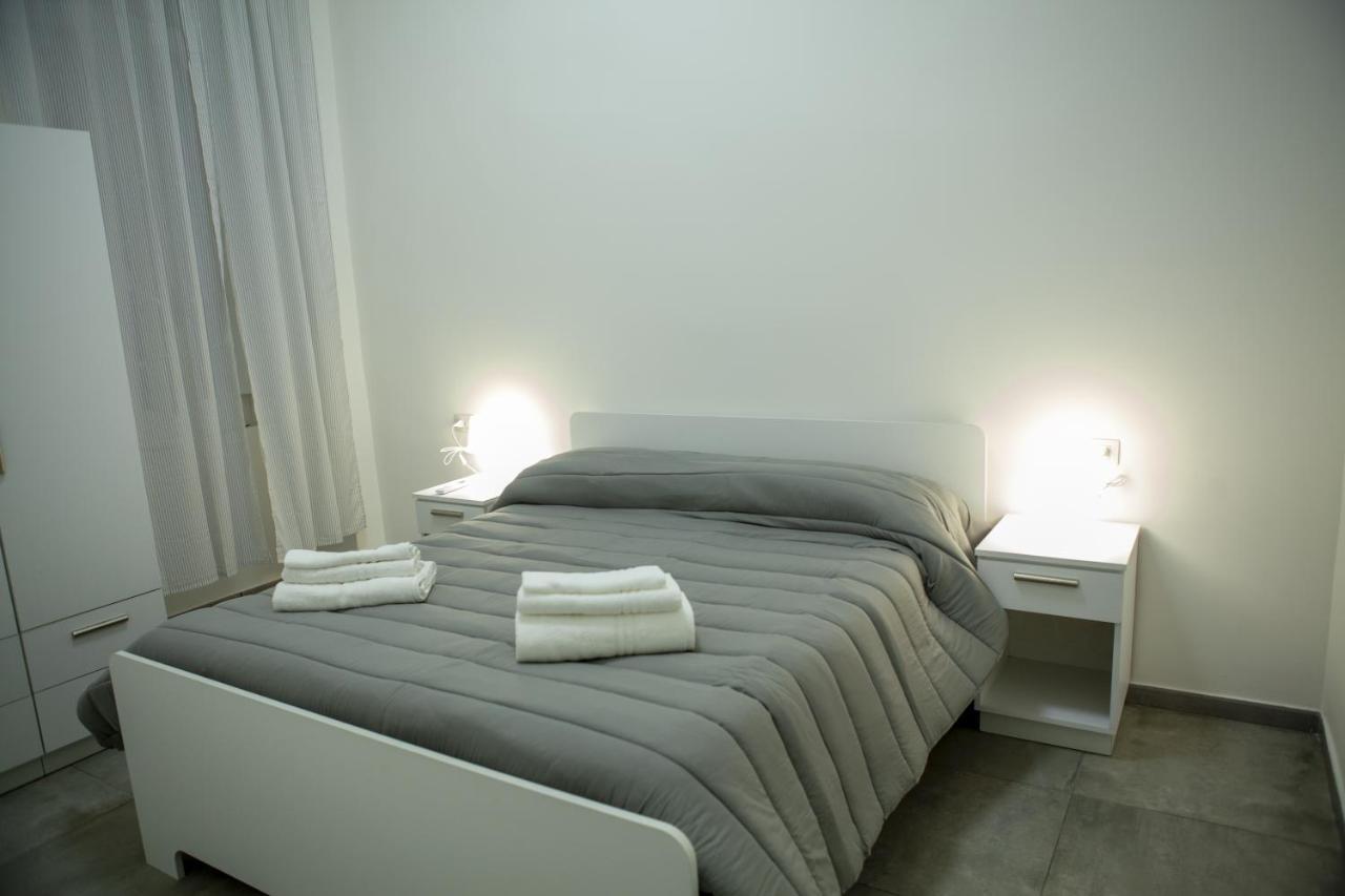 Apartament Na' Stanza In Piazza Neapol Zewnętrze zdjęcie
